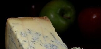 Czy sery pleśniowe mają dużo cholesterolu?