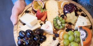 Z jakiego mleka powstaje ser Roquefort?
