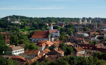 Jakimi pieniędzmi płaci się na Litwie?