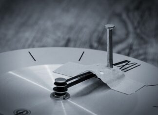 Na co przykleić ułożone puzzle? Na co przykleić ułożone puzzle?