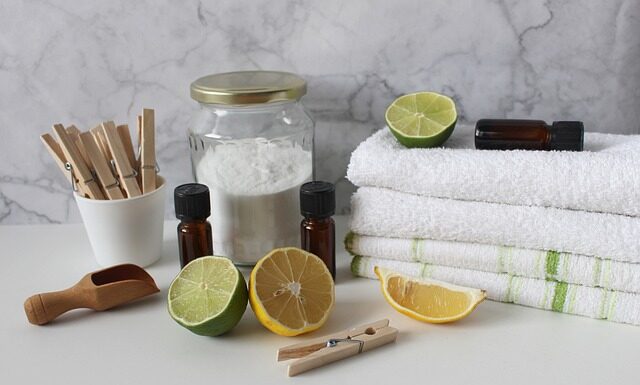 Jak zakładać klipsy do uszu?